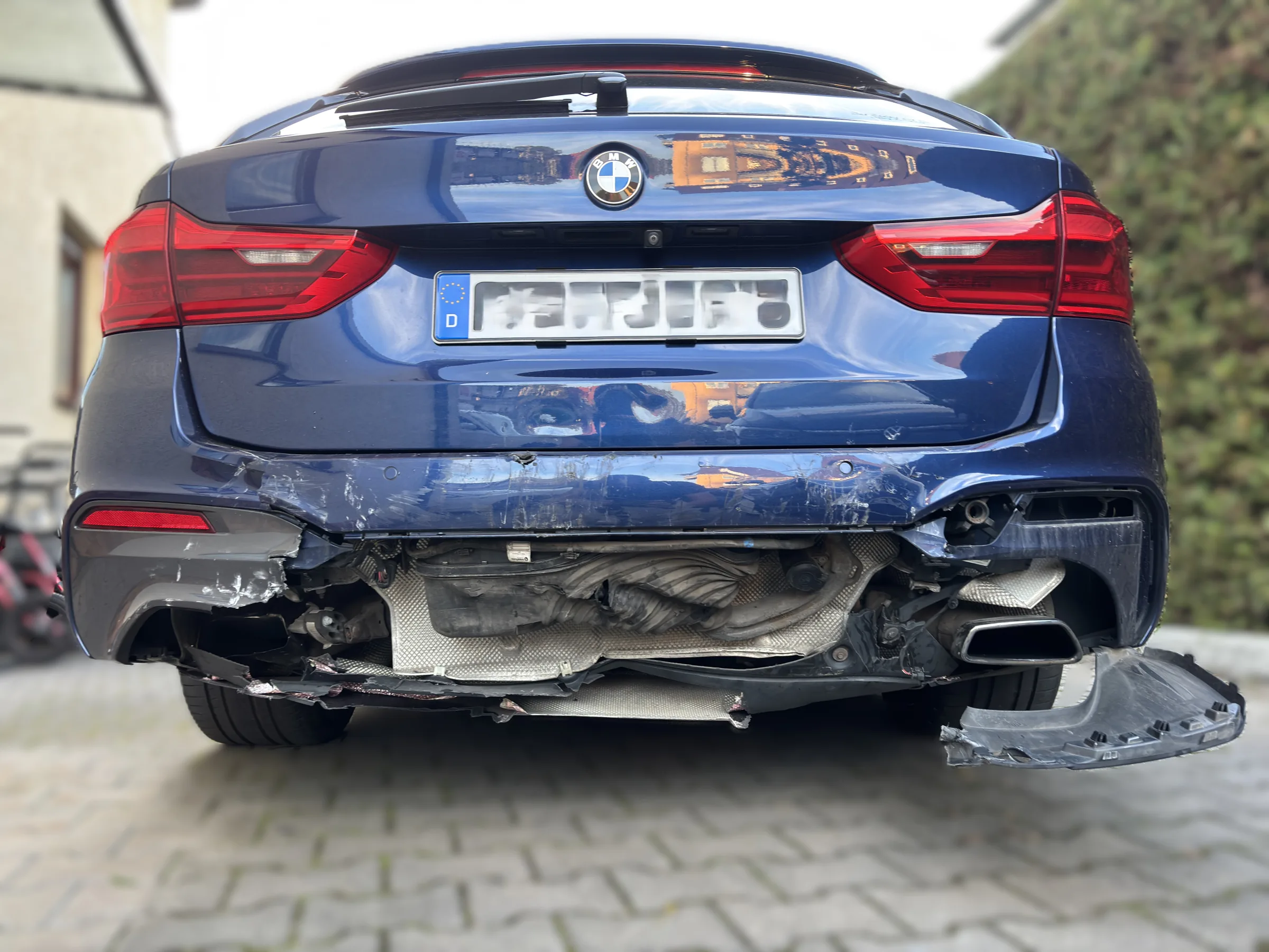 BMW 540d xDrive M – HEFTIGER HECKANSTOSS